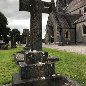 William Henry Gillespie, 2nd class, church of St. Micheal and All Angels, Abbeyleix cemetery, ...jpg