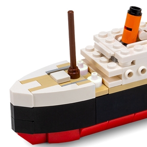 Amazing LEGO titanic